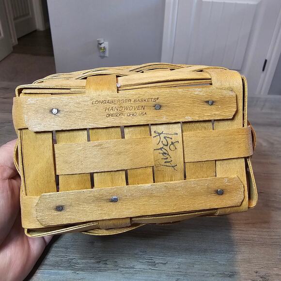 Vintage Longaberger Small Basket Handwoven Brown Rectangle Wood Signed 1994 - Picture 6 of 10